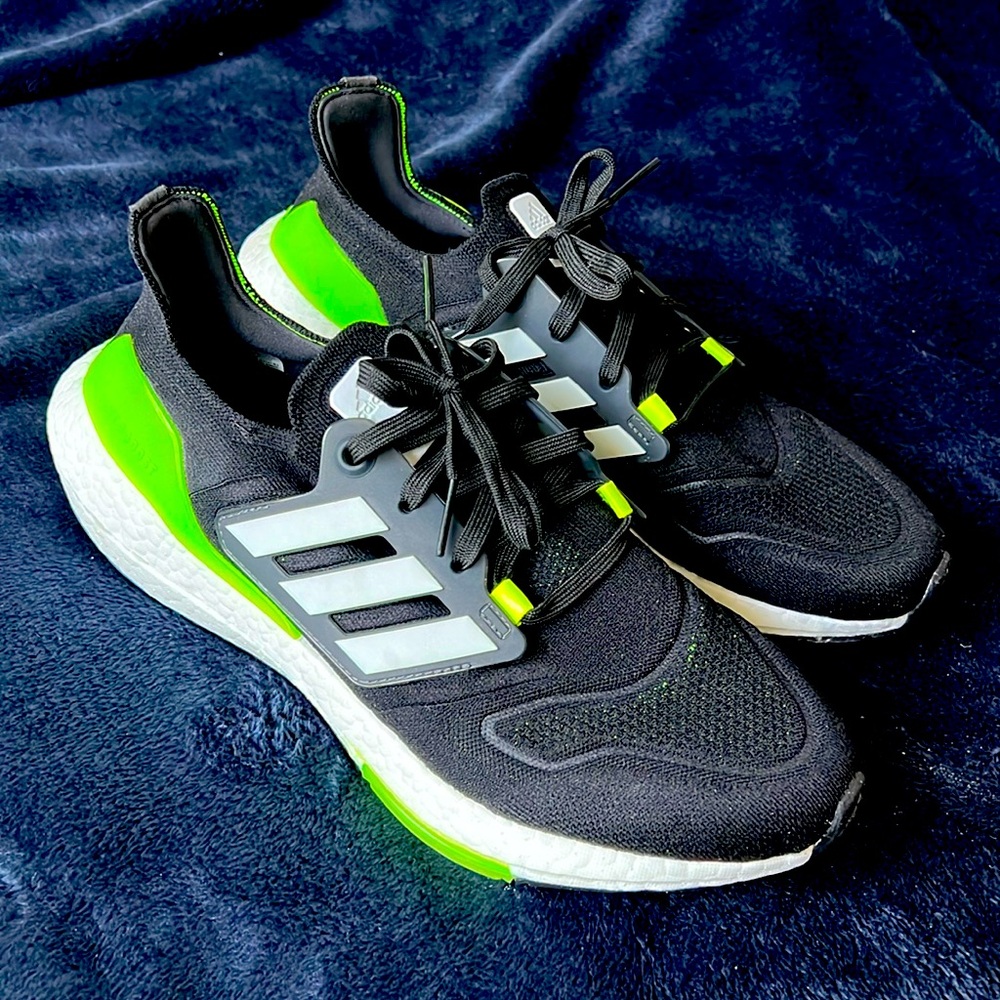 Adidas Ultraboost 22 - Men’s 10.5
